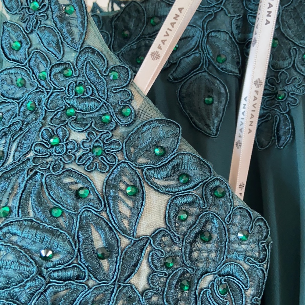 New Faviana Skirt and Top Elegant Lace Embroidered Prom Evening 2 Piece Set - Picture 10 of 11